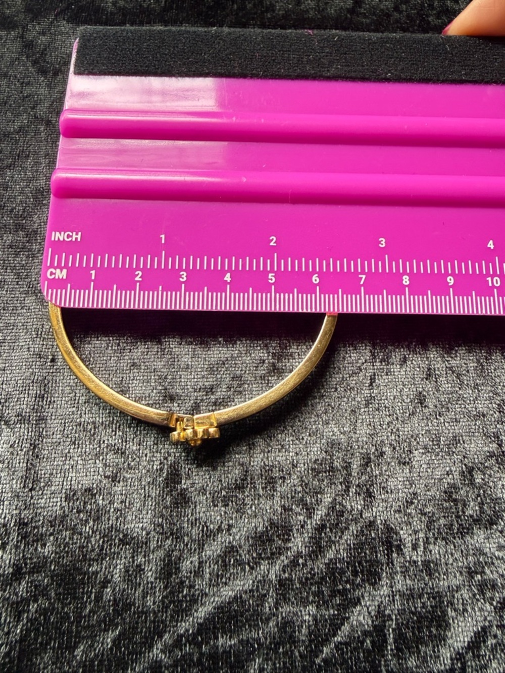 kate spade Gold Flower Bangle Bracelet - Picture 12 of 13